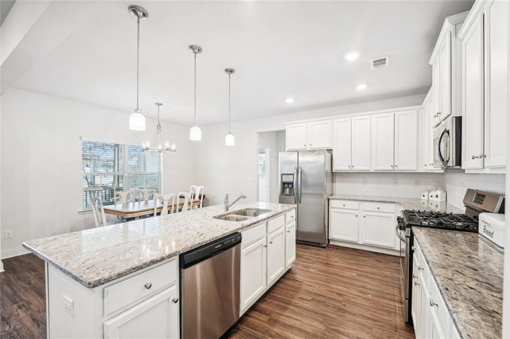 106 Lookout Way