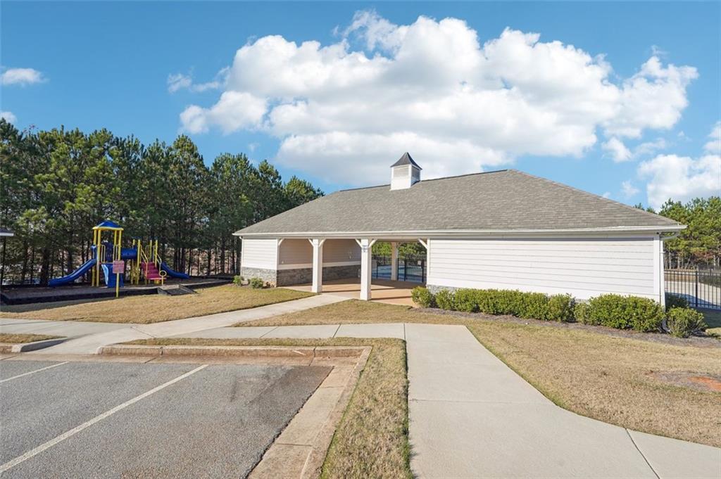 106 Lookout Way