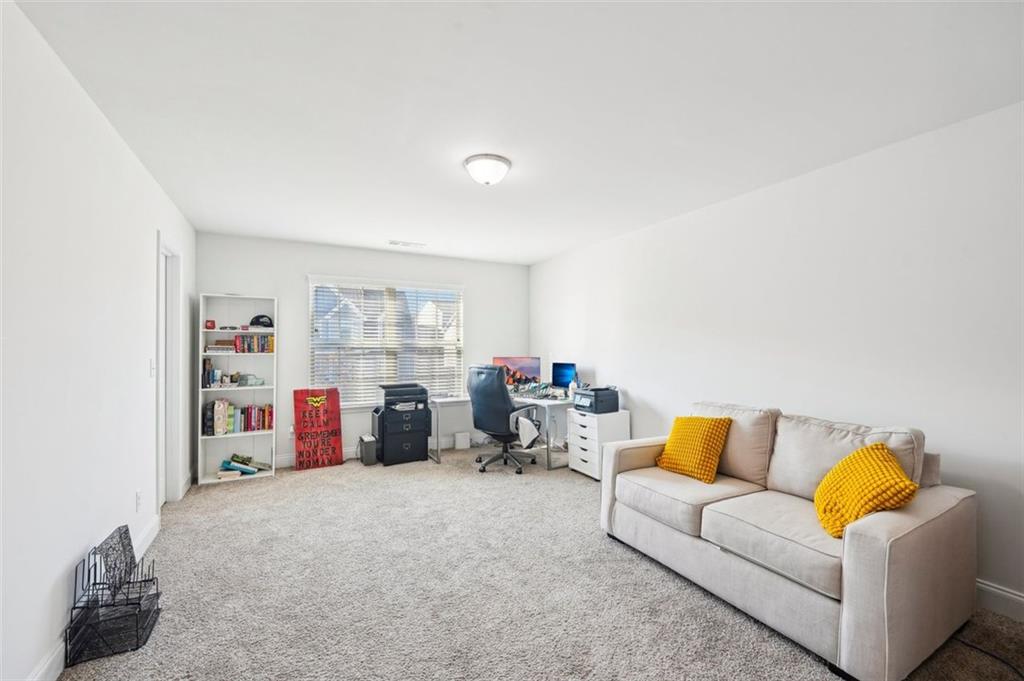106 Lookout Way