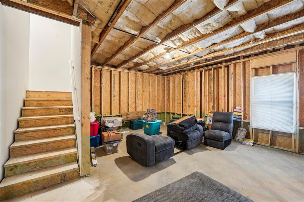 106 Lookout Way