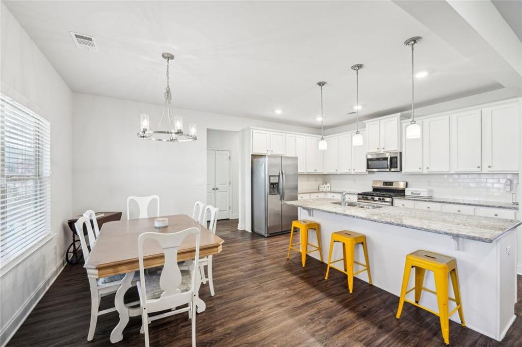 106 Lookout Way