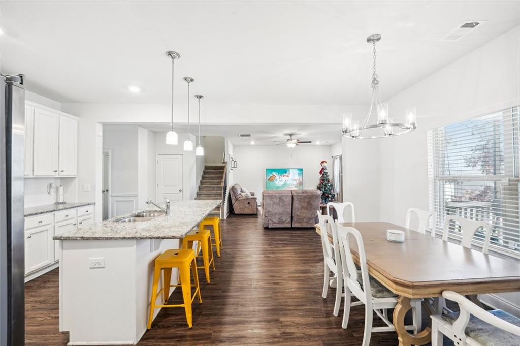 106 Lookout Way