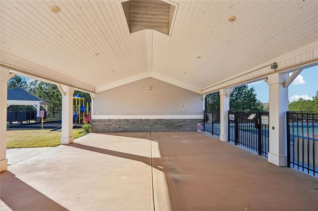 106 Lookout Way