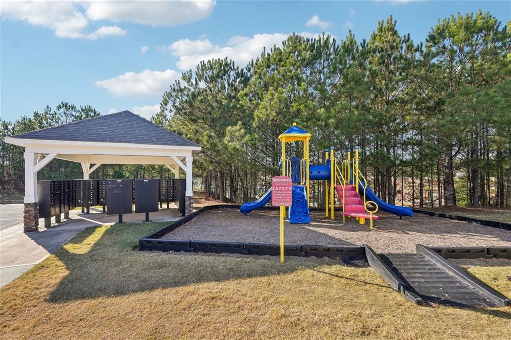 106 Lookout Way