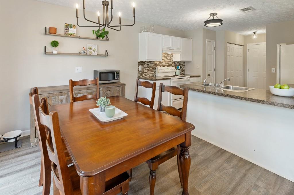 507 Oakleaf Court
