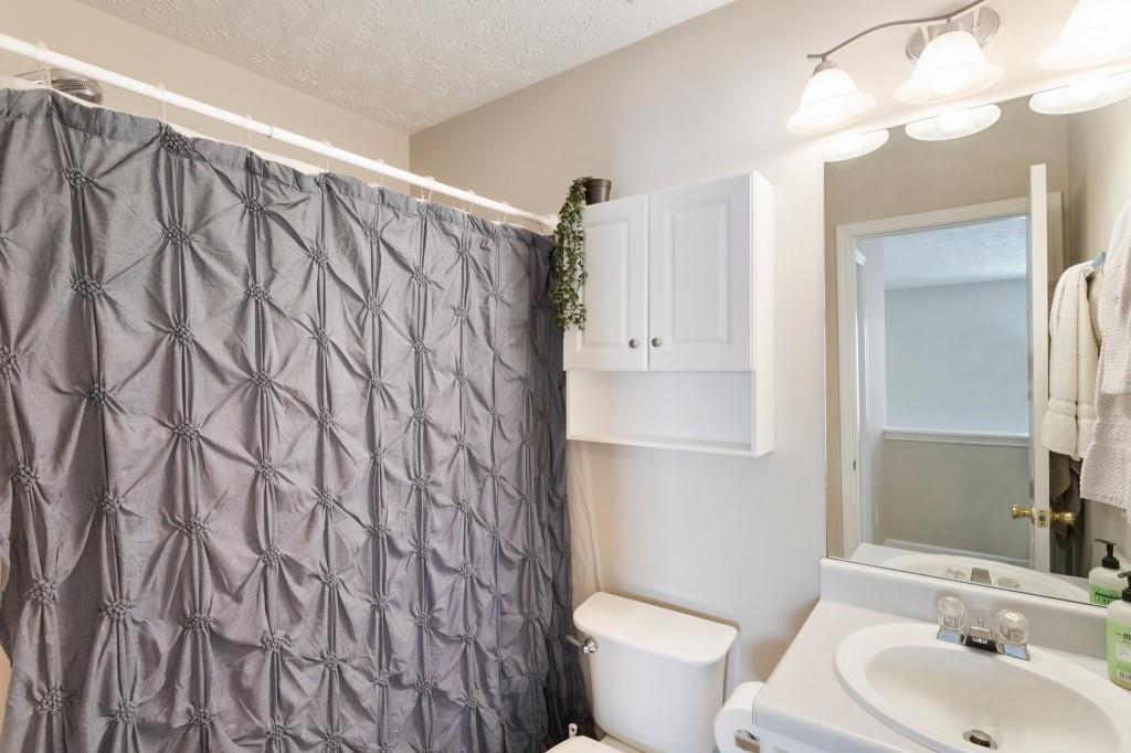 507 Oakleaf Court