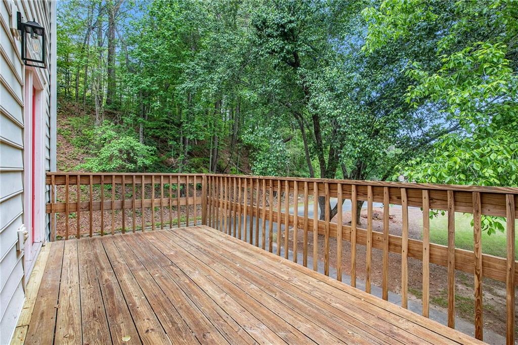 450 High Creek Trace