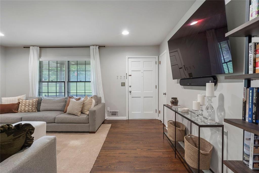 1604 Old Spring House Lane