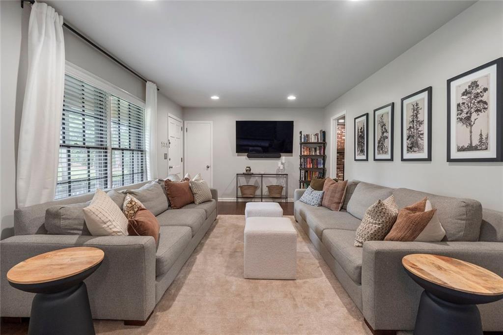 1604 Old Spring House Lane