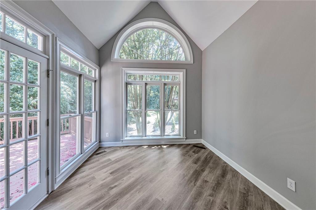 1555 Highview Pines Pass