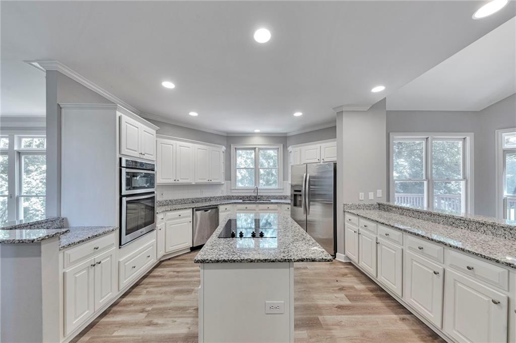 1555 Highview Pines Pass