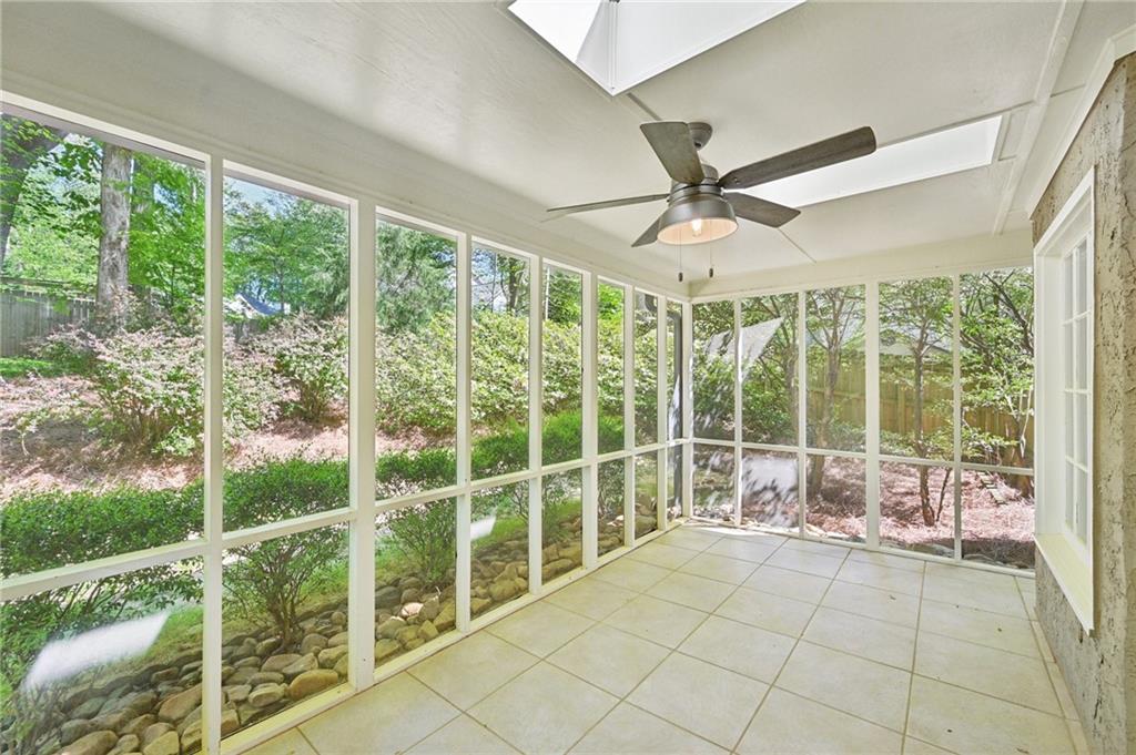 3002 Creekside Way