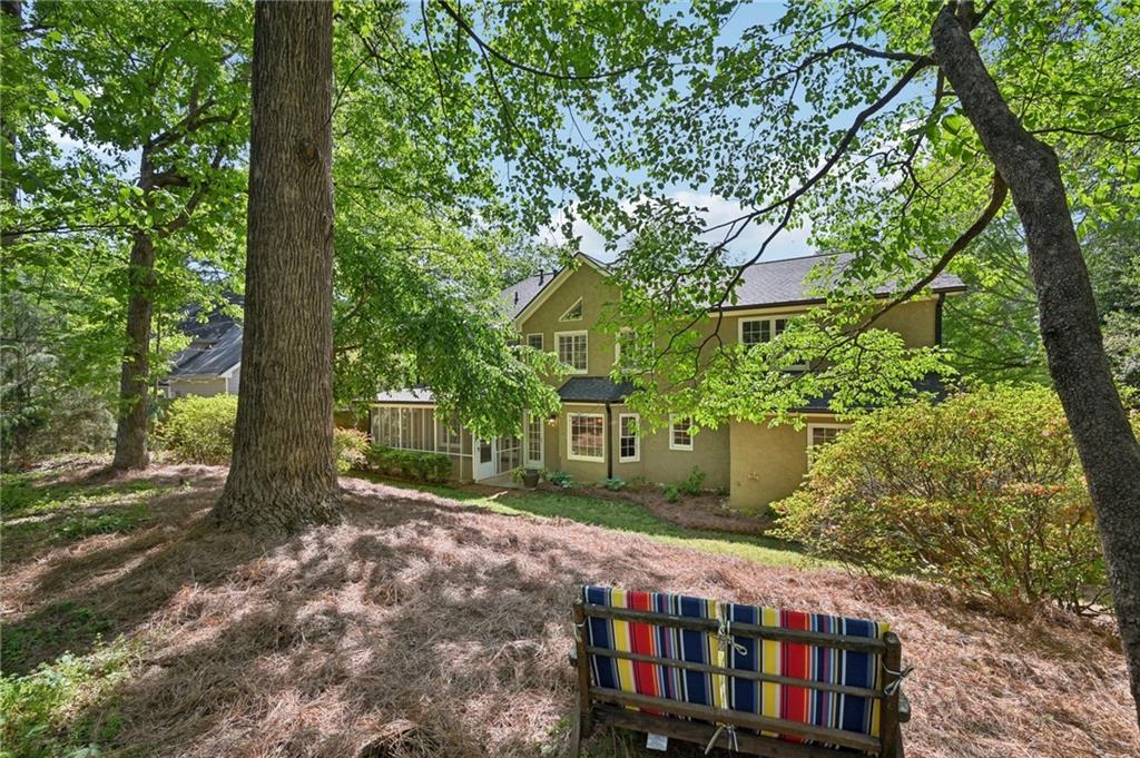 3002 Creekside Way