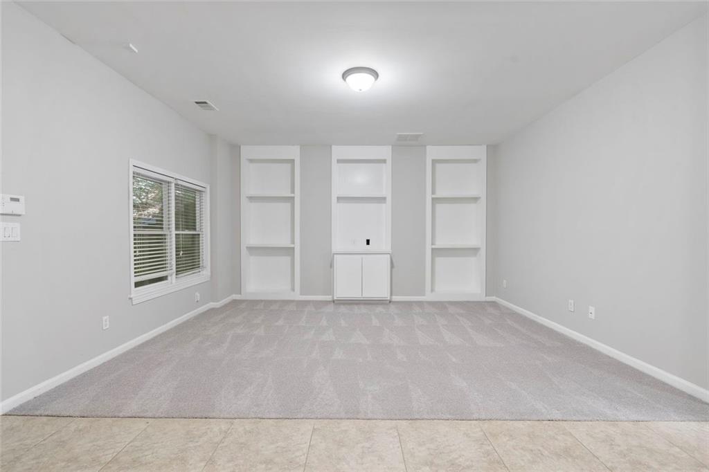 5052 Vinings Estates Court SE
