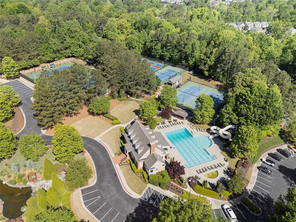 5052 Vinings Estates Court SE