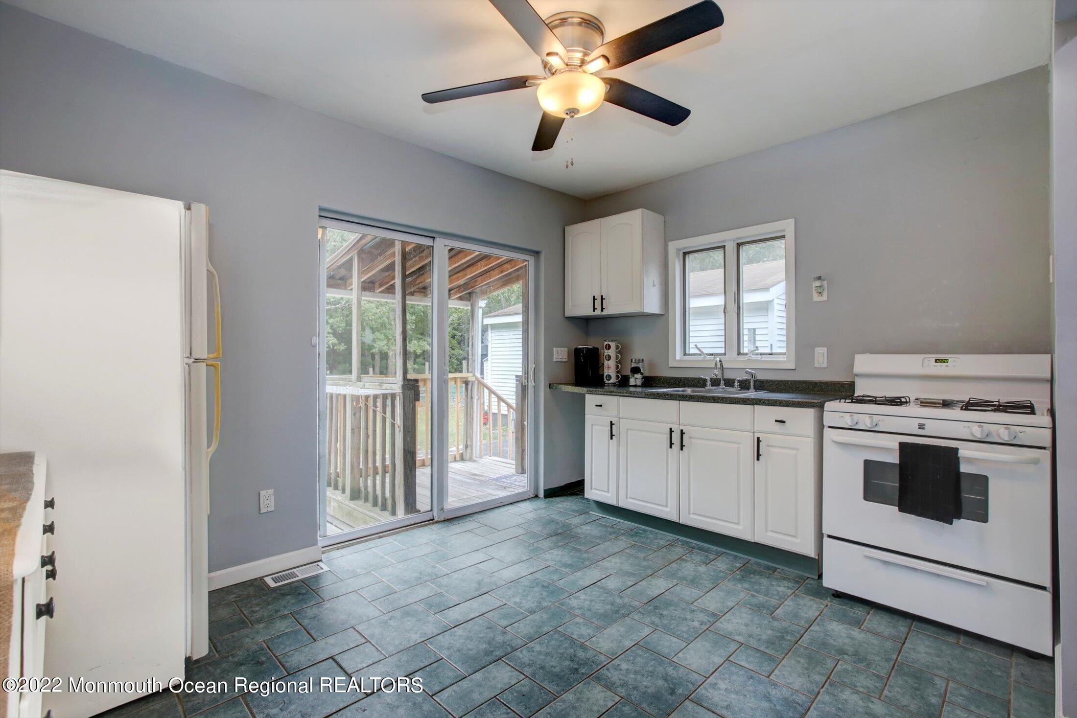 537 Bennetts Mills Road