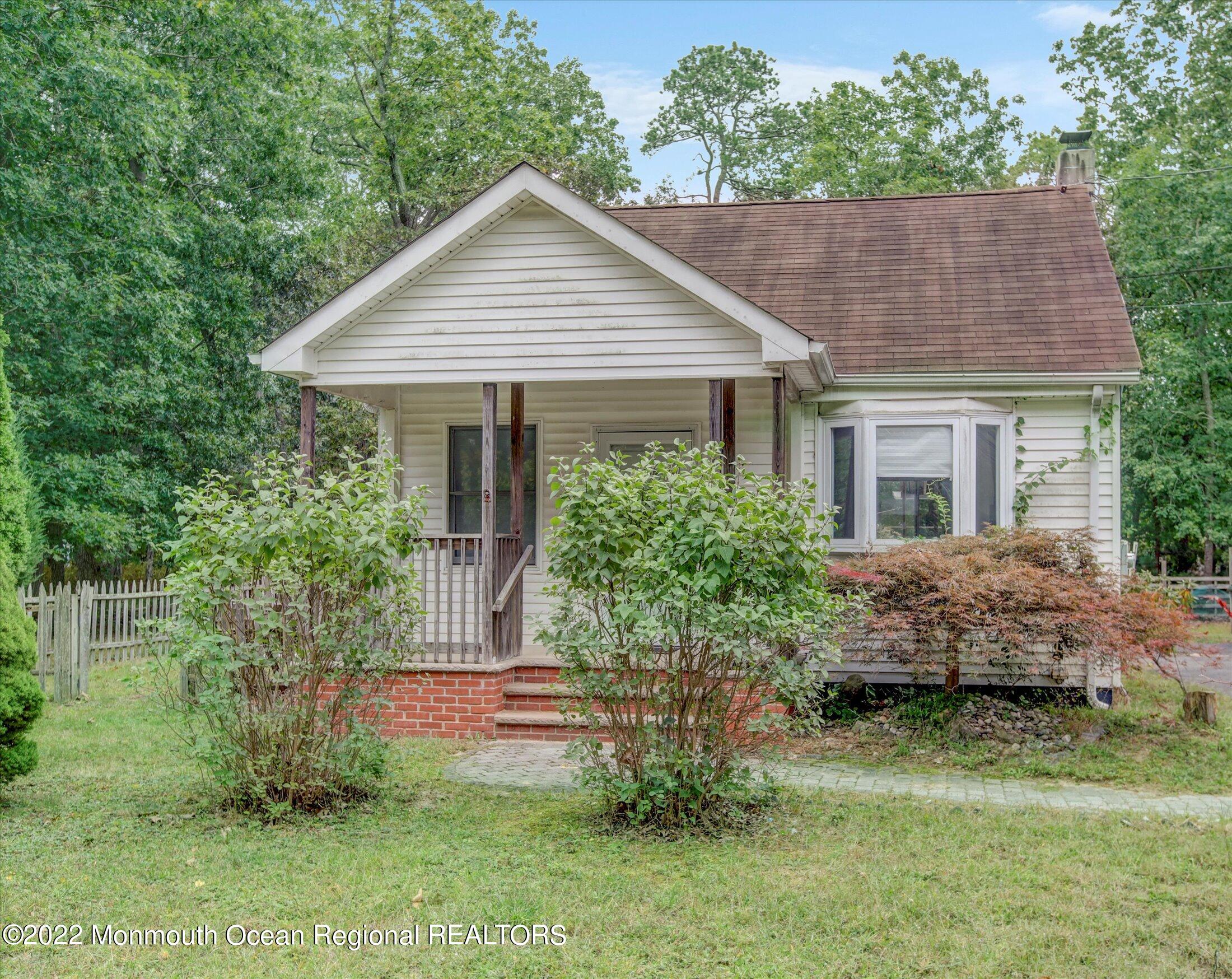 537 Bennetts Mills Road