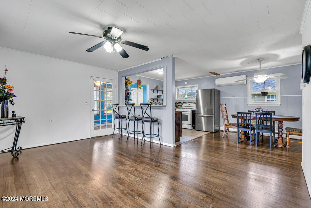 23 Yellowstone Drive