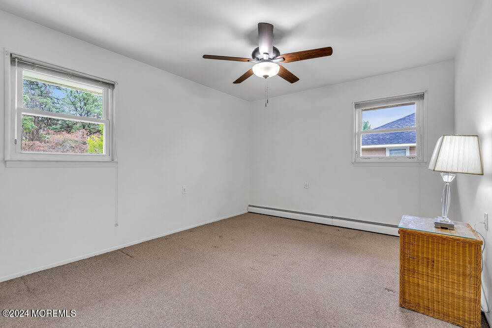 23 Yellowstone Drive