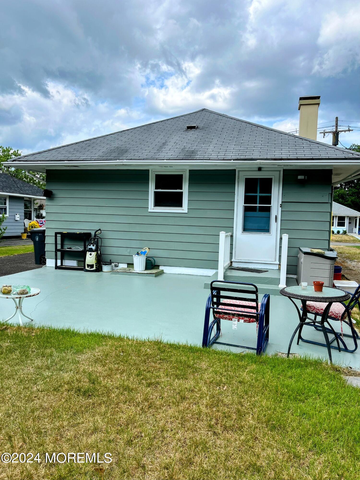 23 Yellowstone Drive