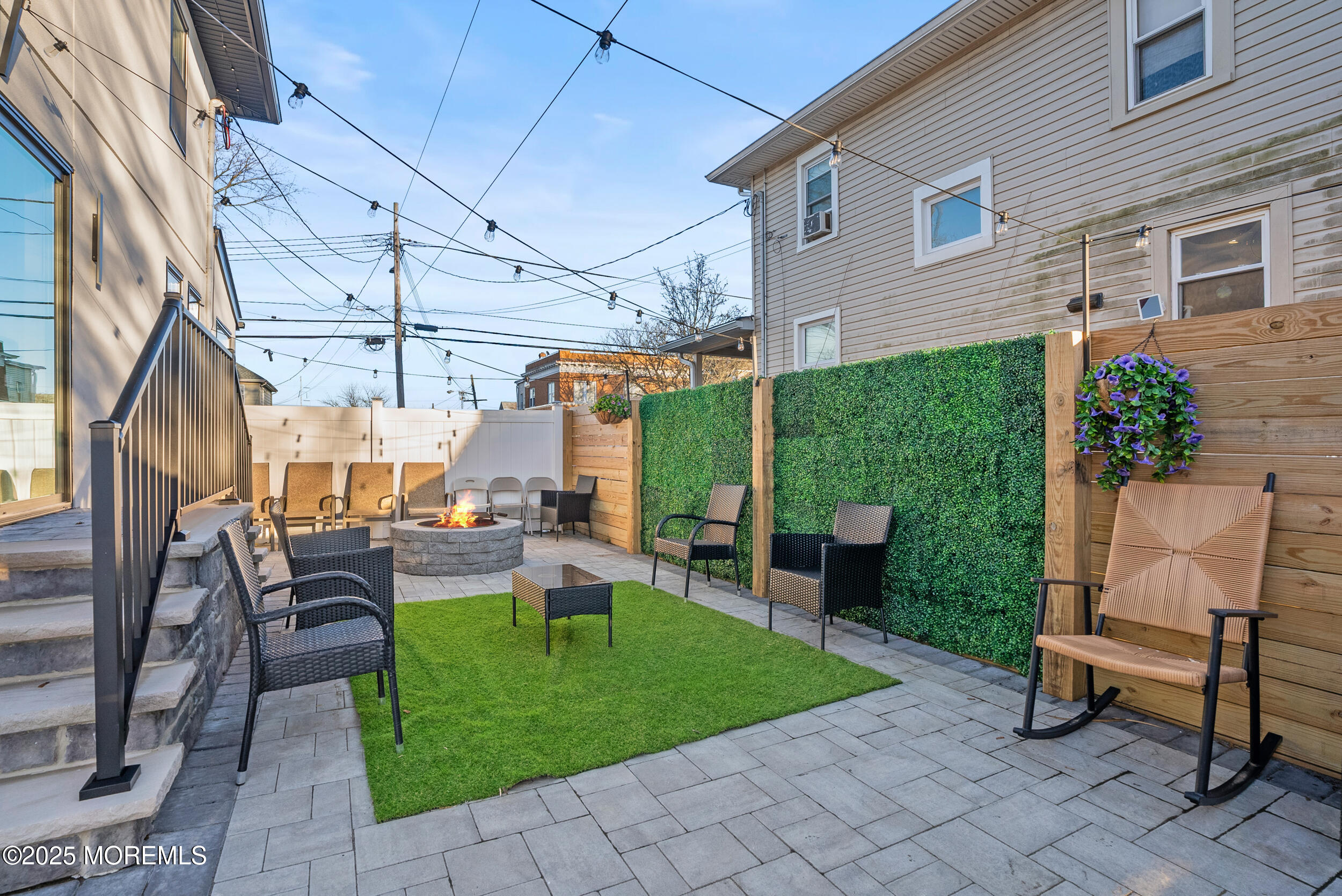 368 Shrewsbury Avenue