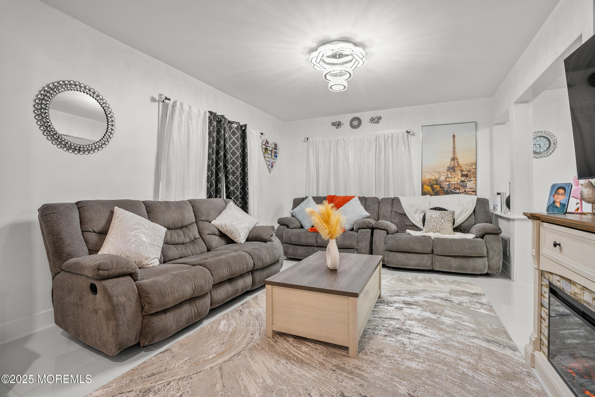 368 Shrewsbury Avenue