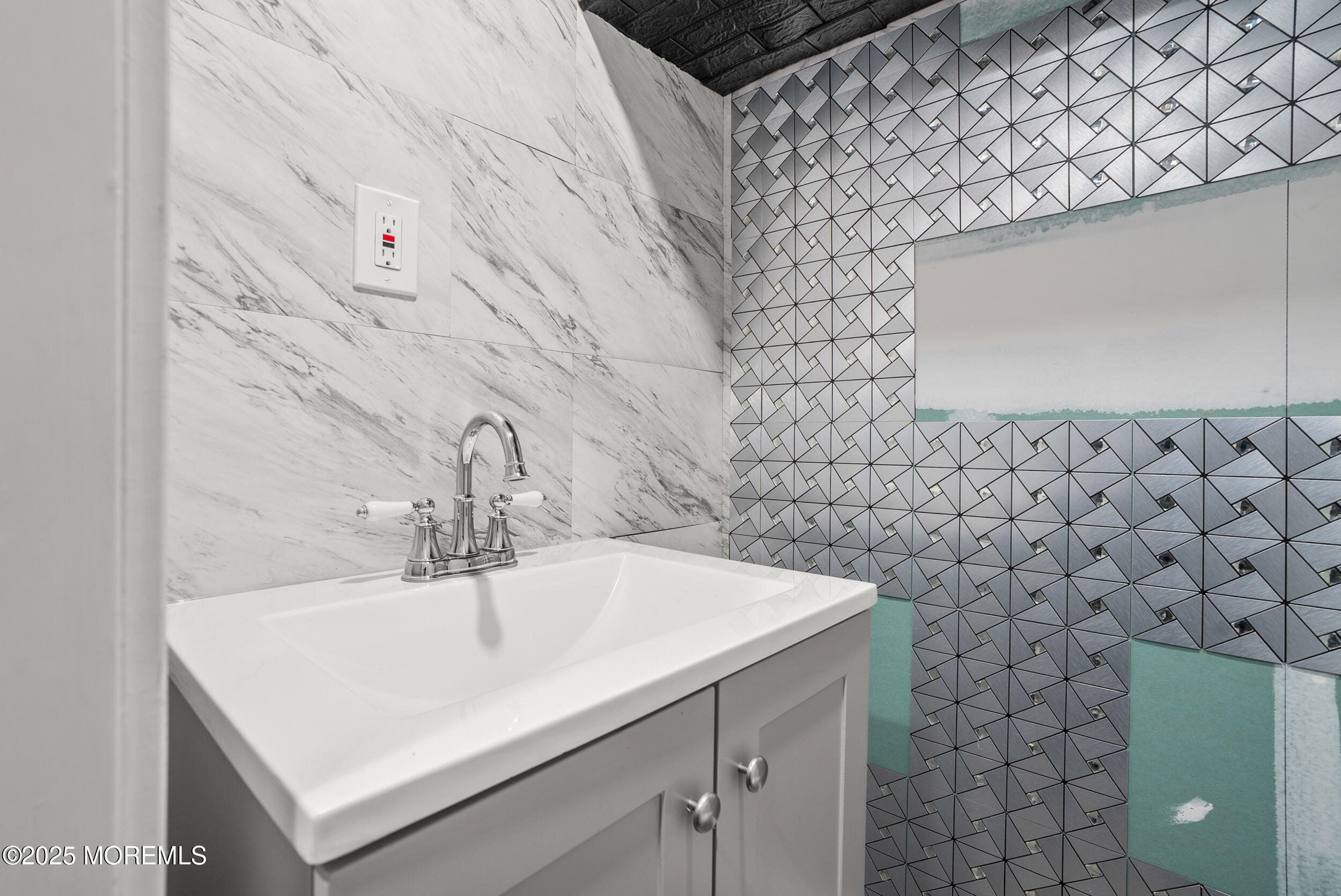 368 Shrewsbury Avenue