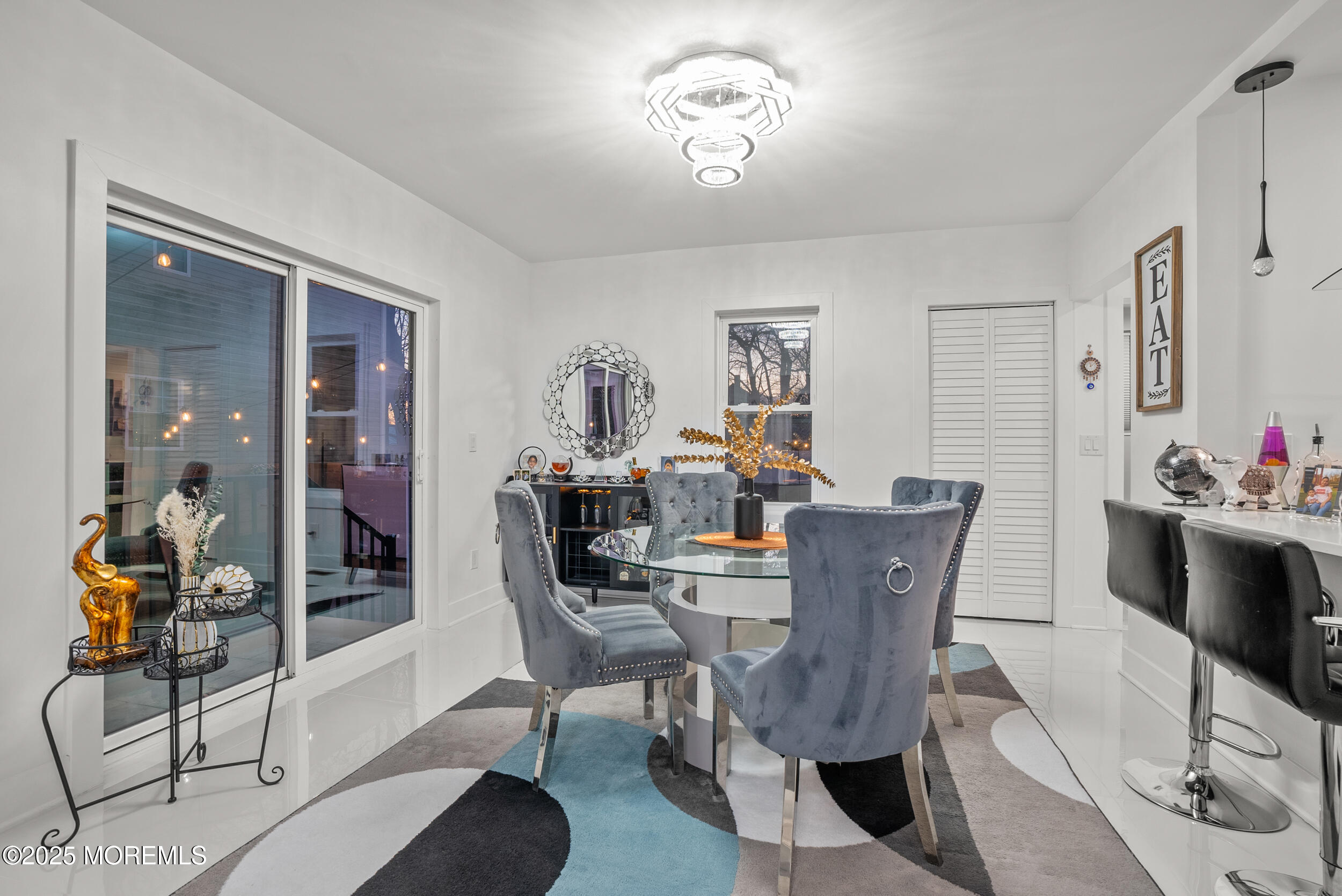 368 Shrewsbury Avenue