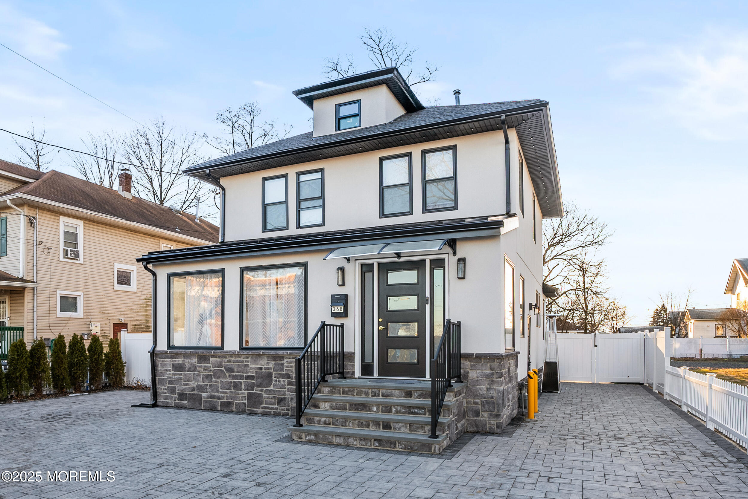 368 Shrewsbury Avenue