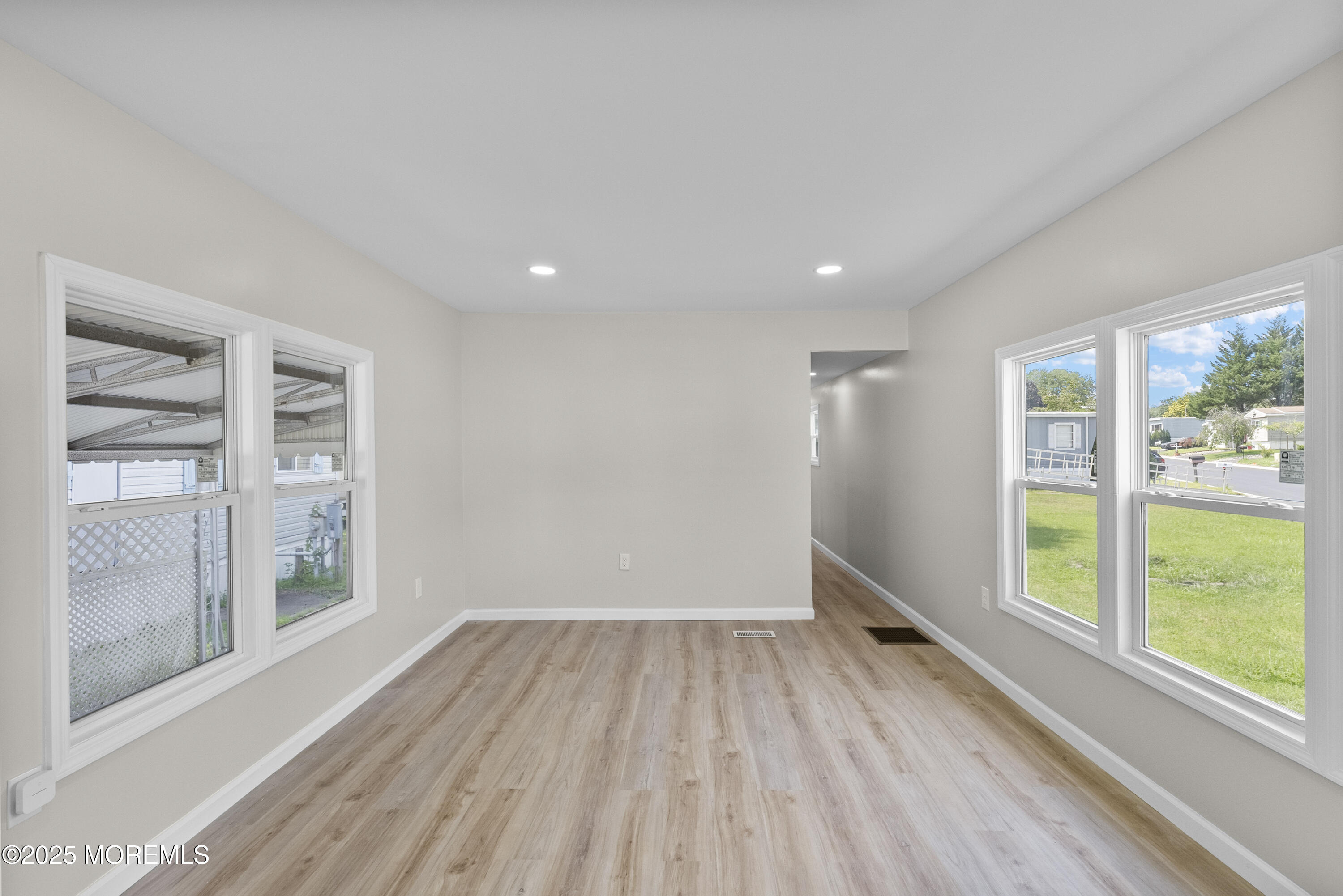 18 Larisa Lane