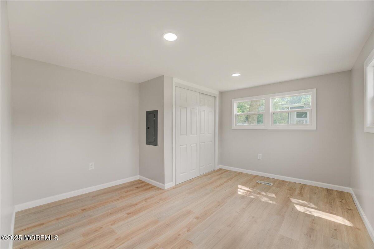 18 Larisa Lane