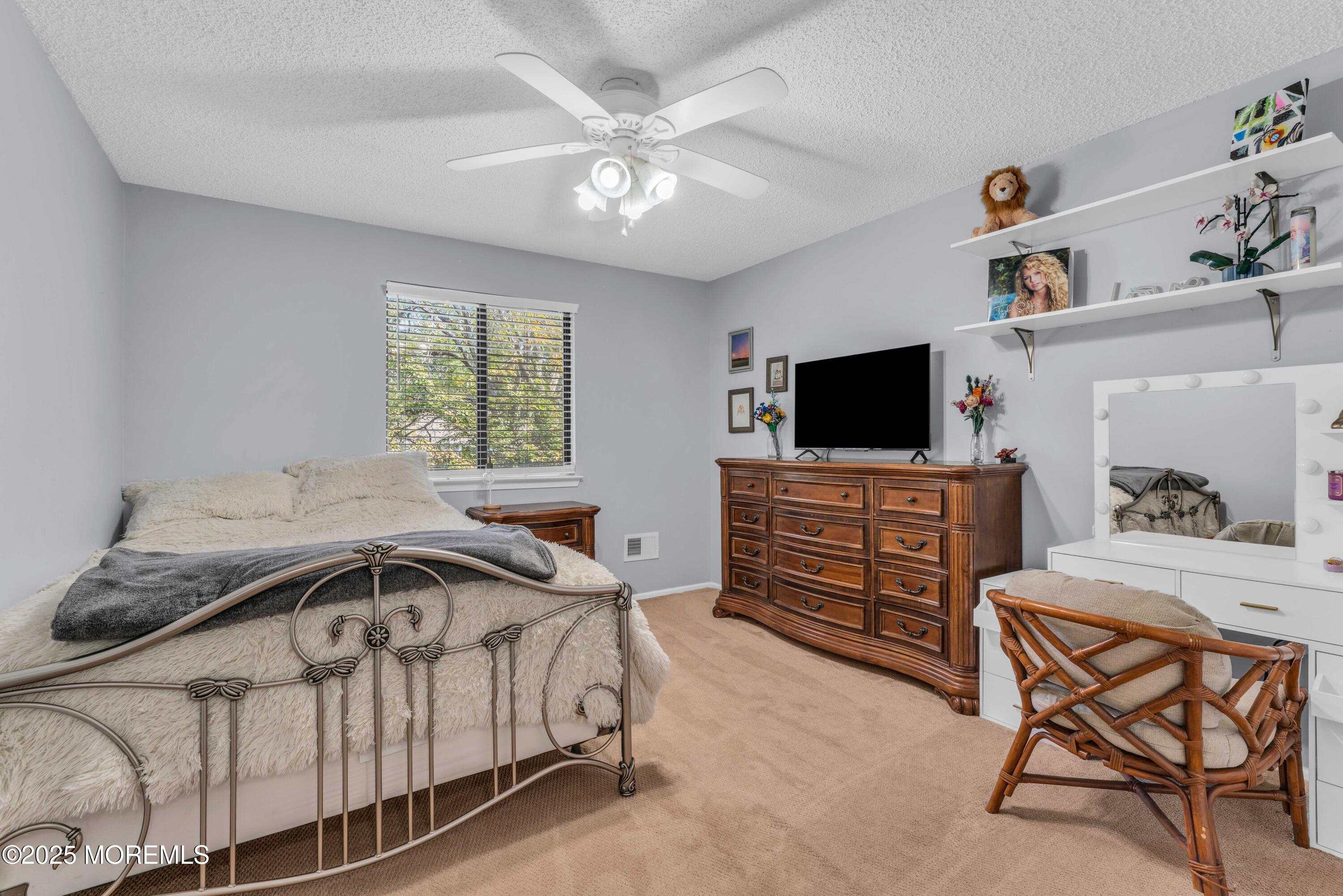 646 Ridgeview Court 646