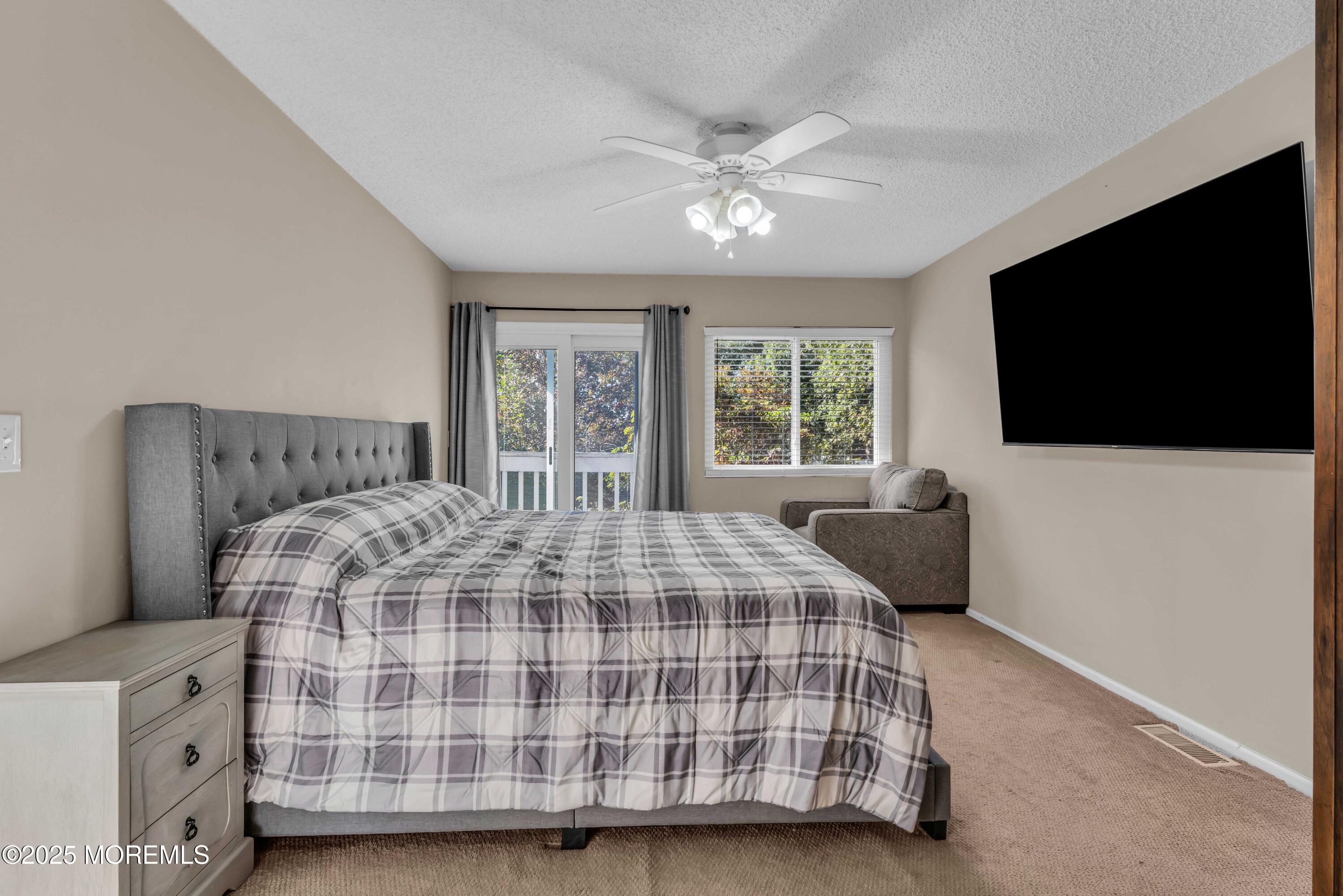 646 Ridgeview Court 646