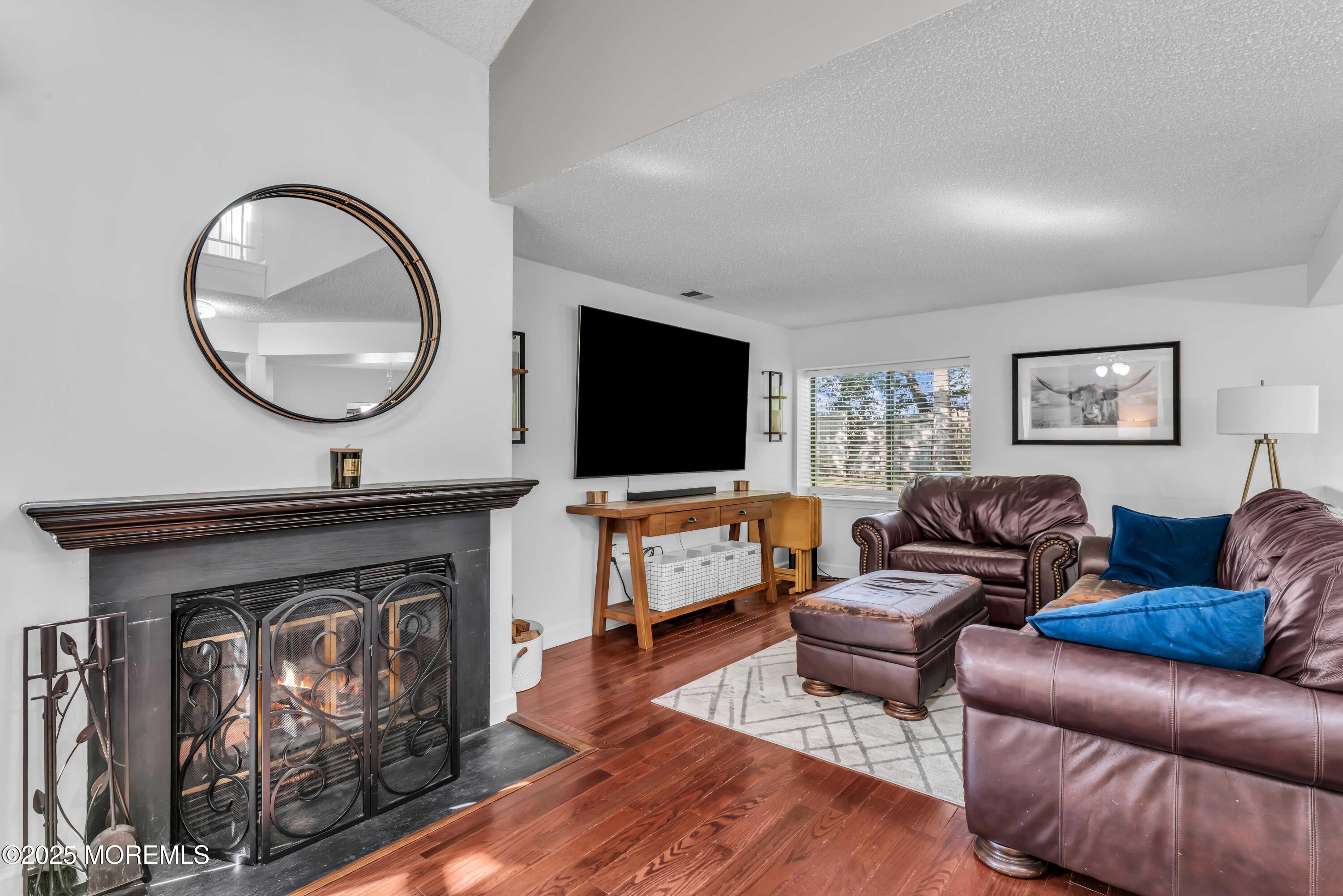 646 Ridgeview Court 646