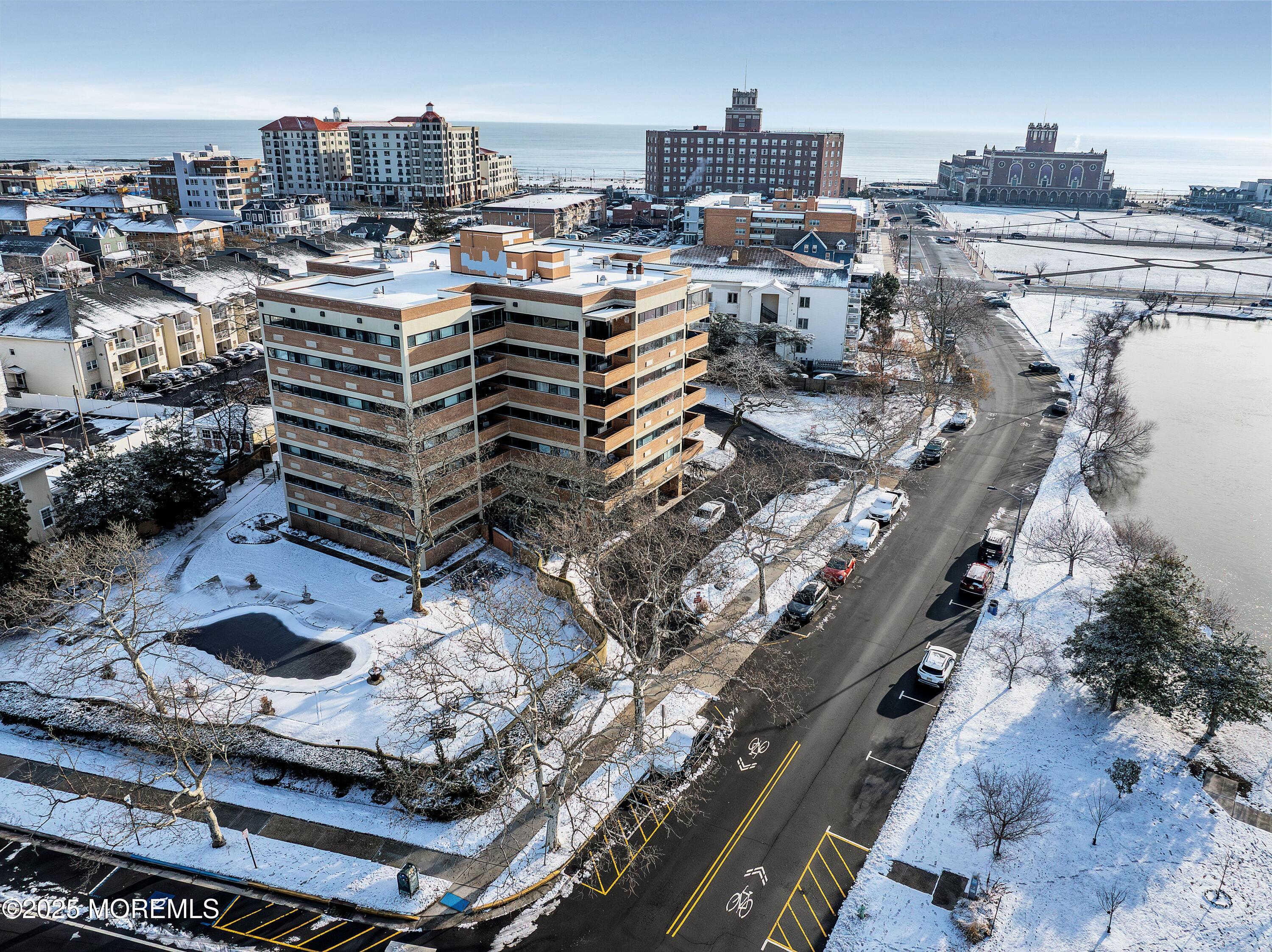 321 Sunset Avenue 3H