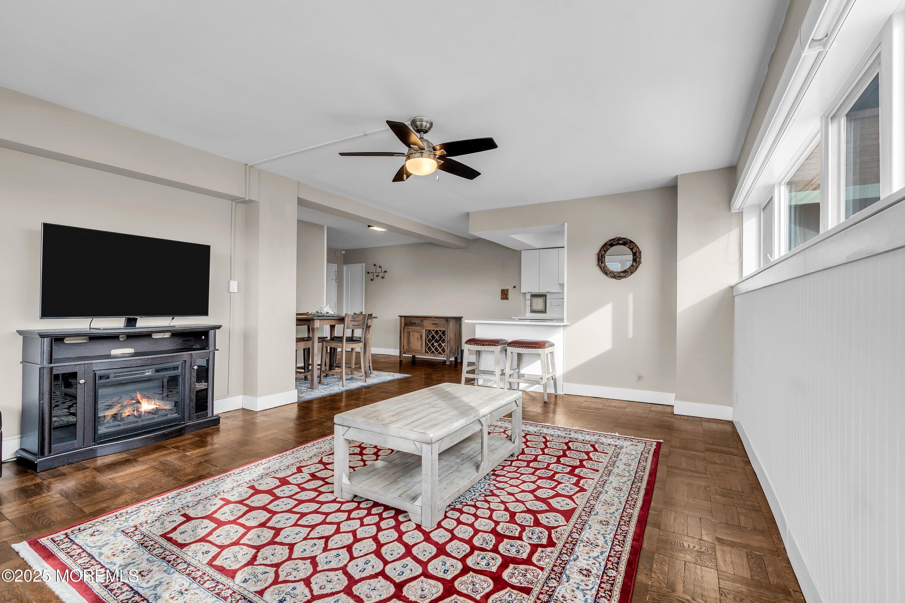 321 Sunset Avenue 3H