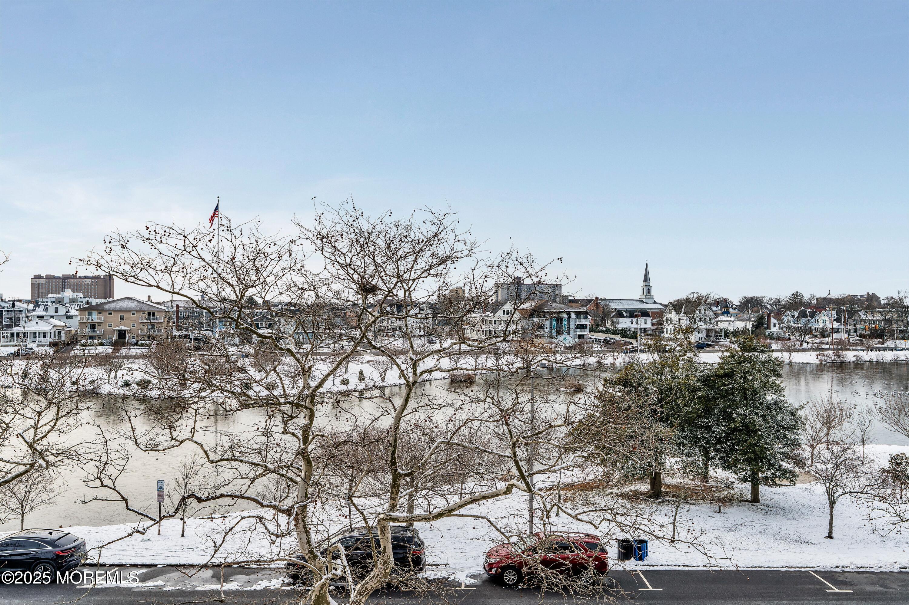 321 Sunset Avenue 3H