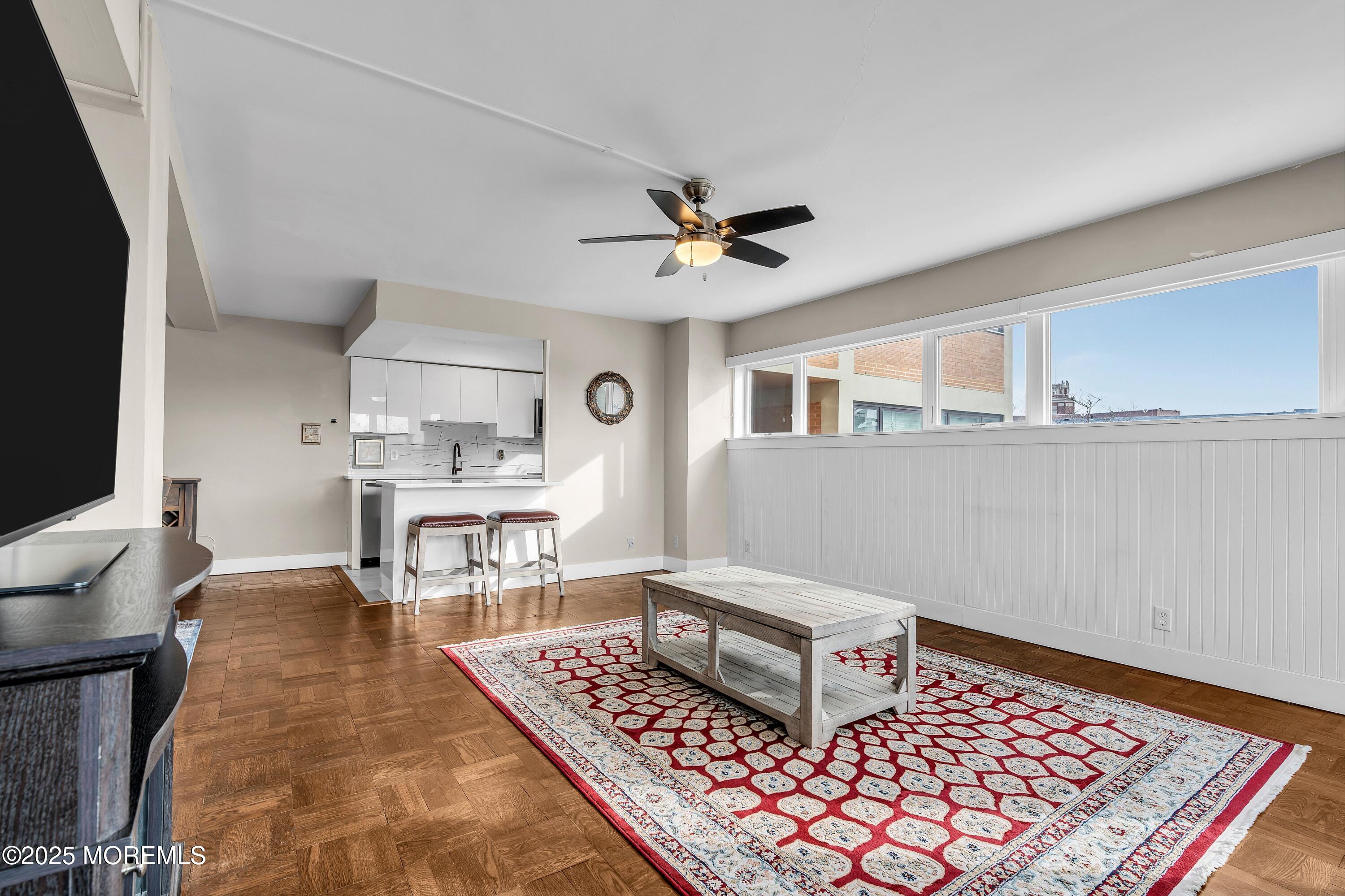321 Sunset Avenue 3H