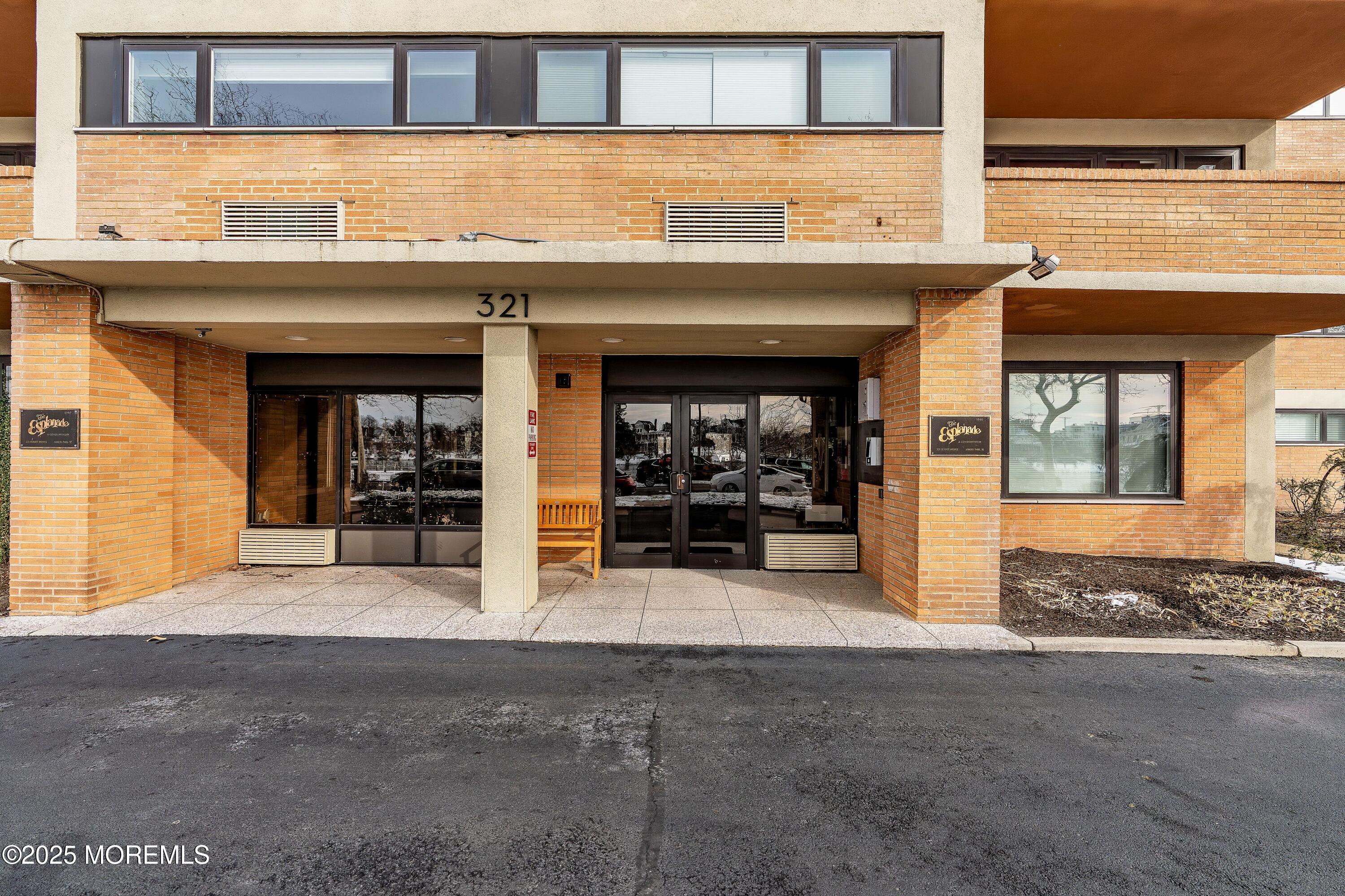 321 Sunset Avenue 3H