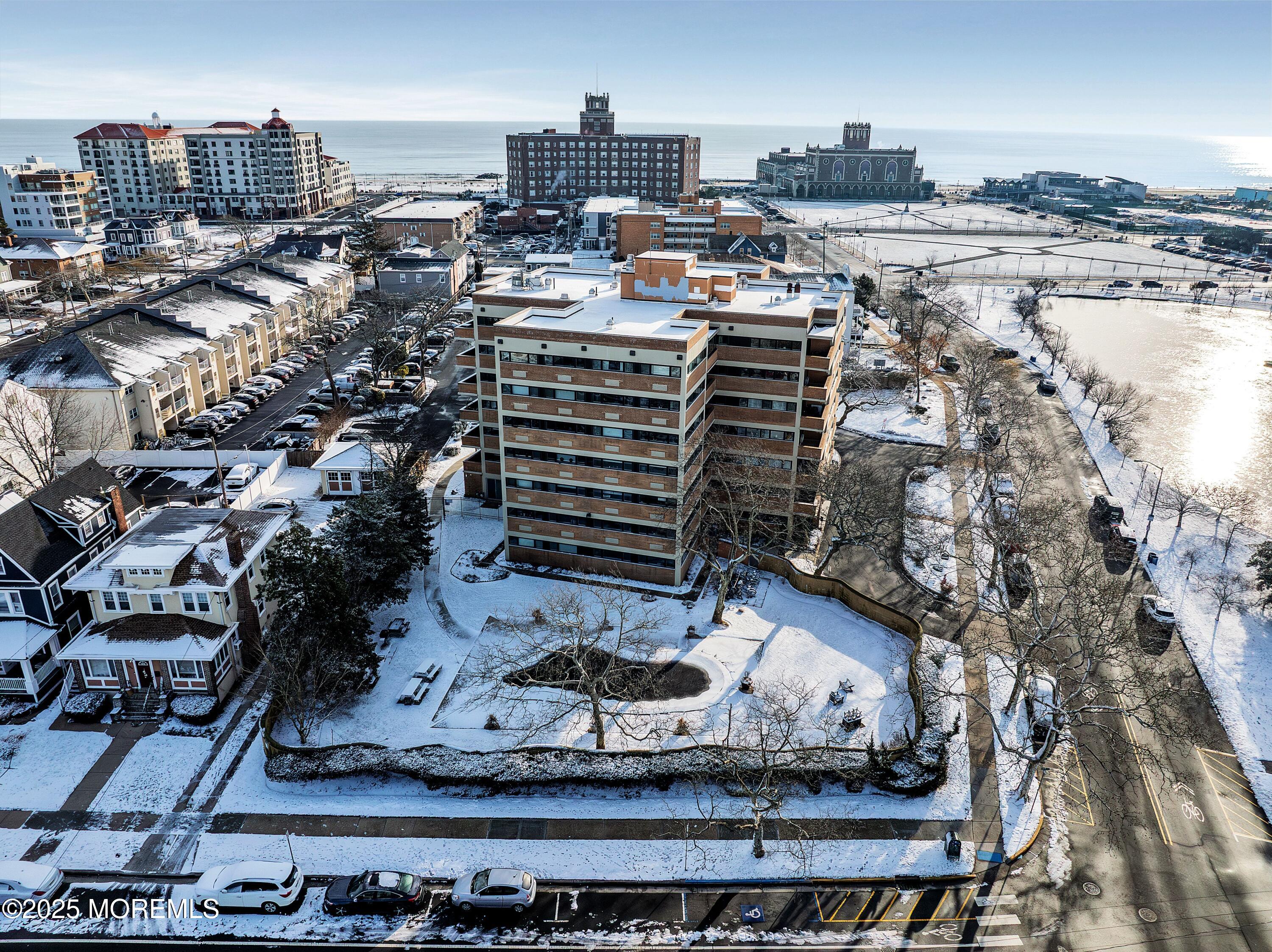 321 Sunset Avenue 3H