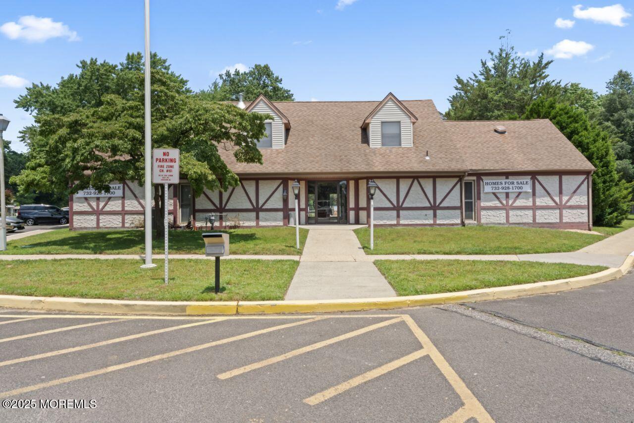 131 Douglas Drive