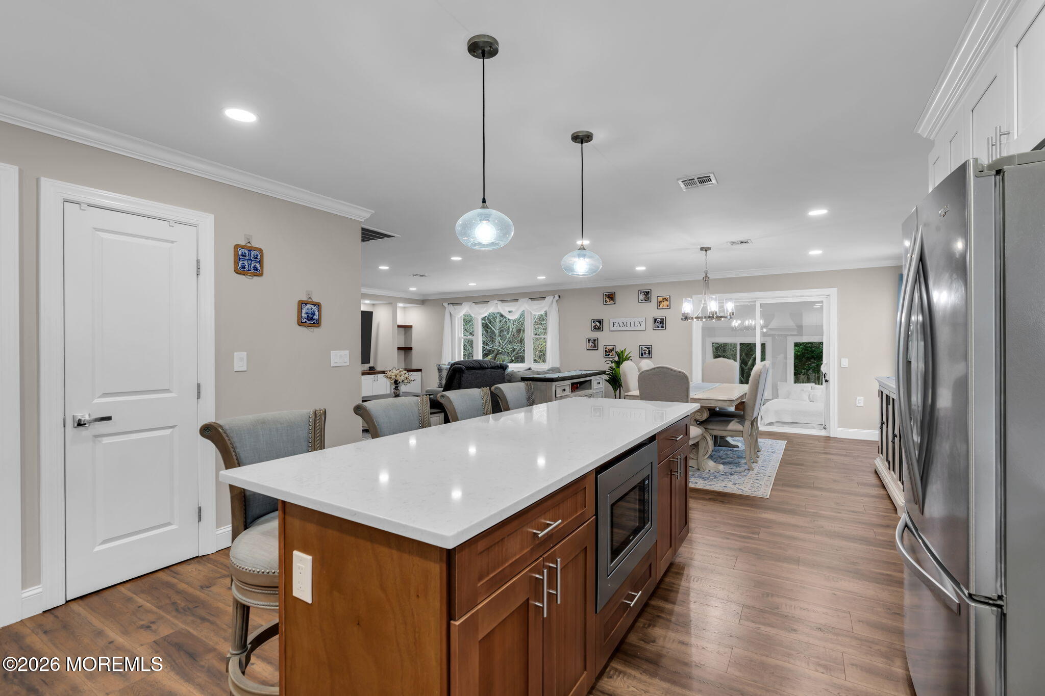 10 Point Blanche Court