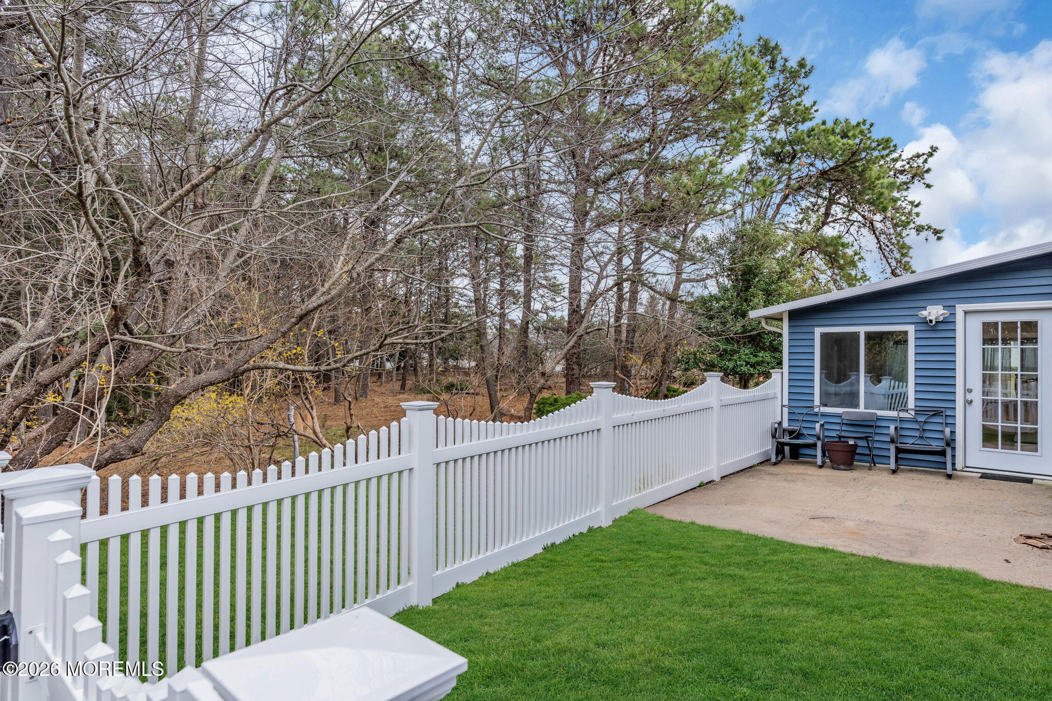 10 Point Blanche Court