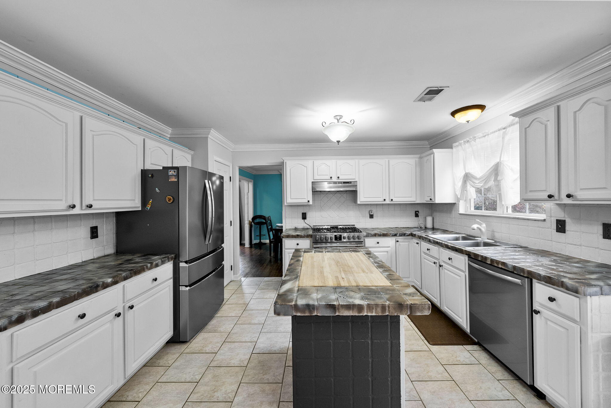 378 Sapphire Drive