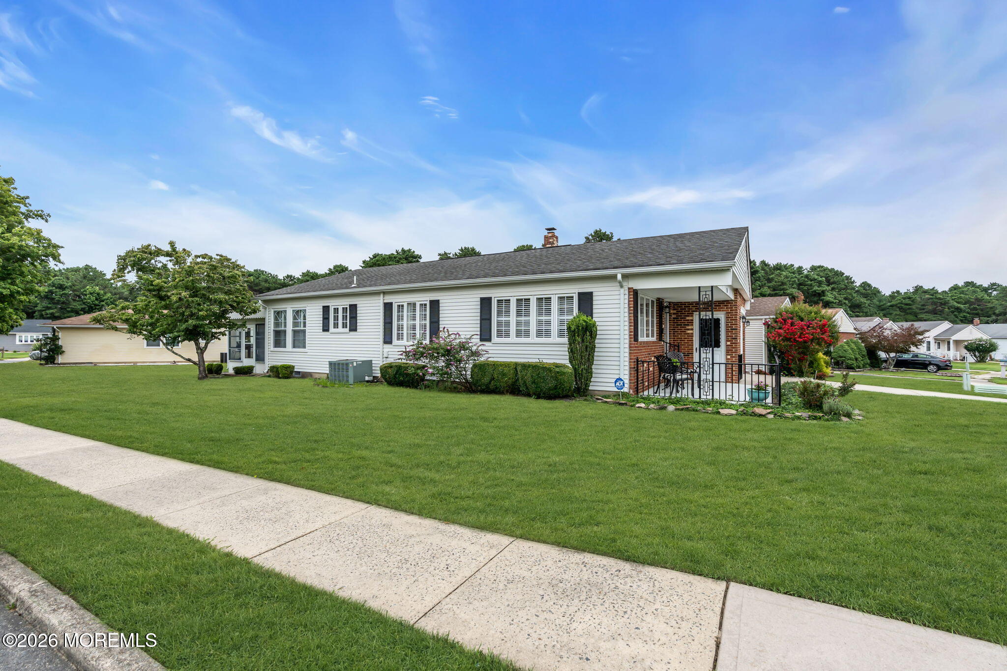 19 Redhook Bay Drive
