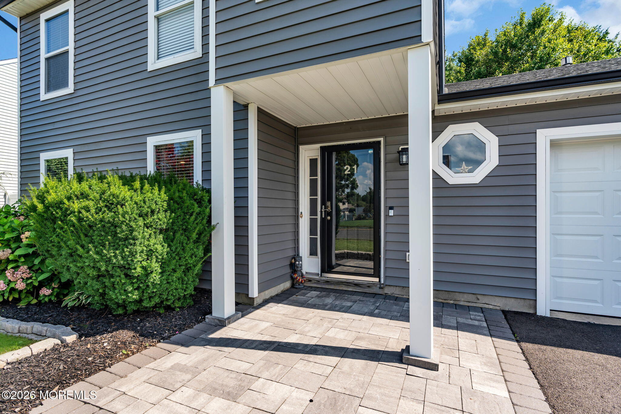 21 Crater Lake Road