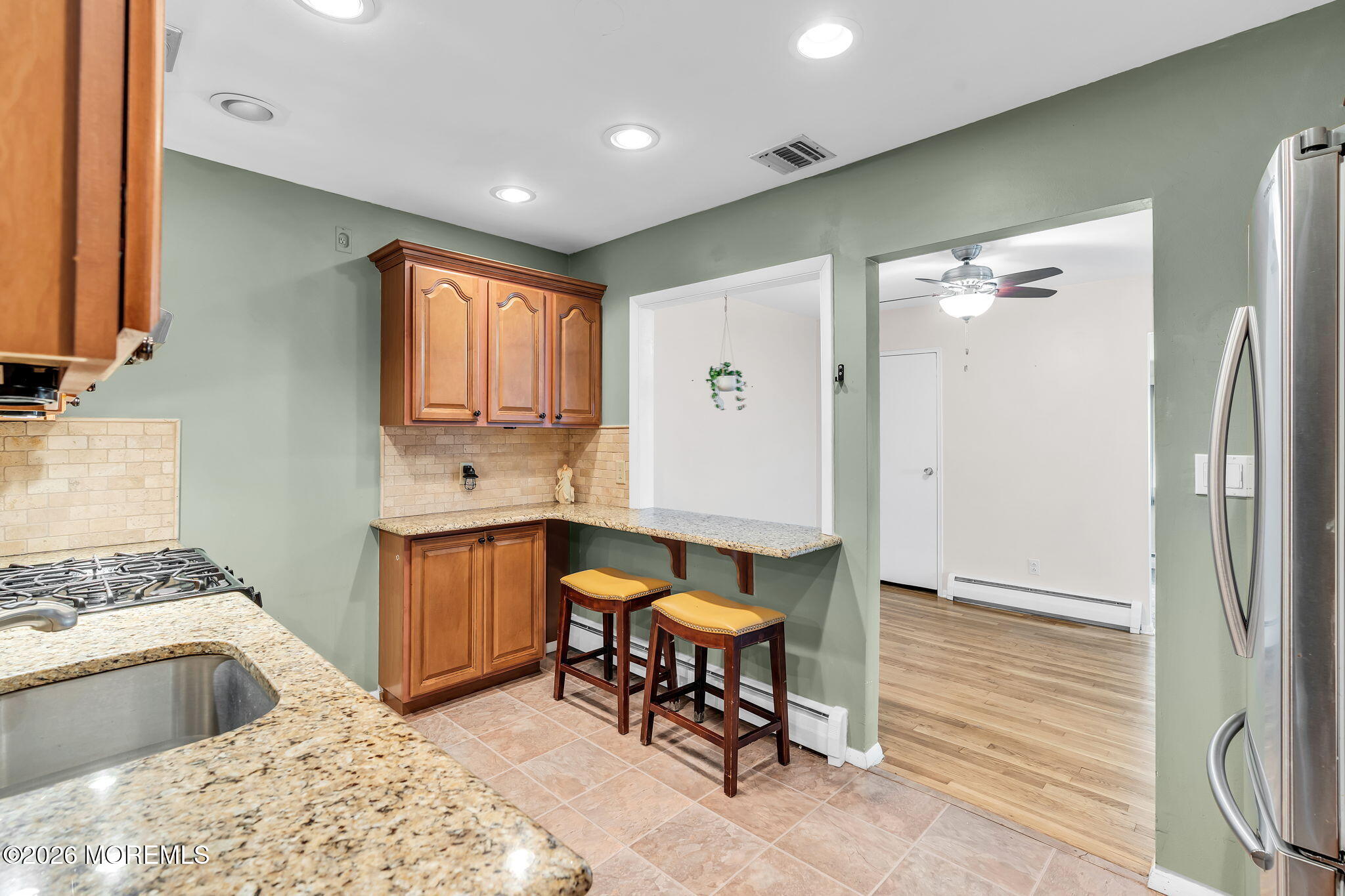 18 Robin Street B