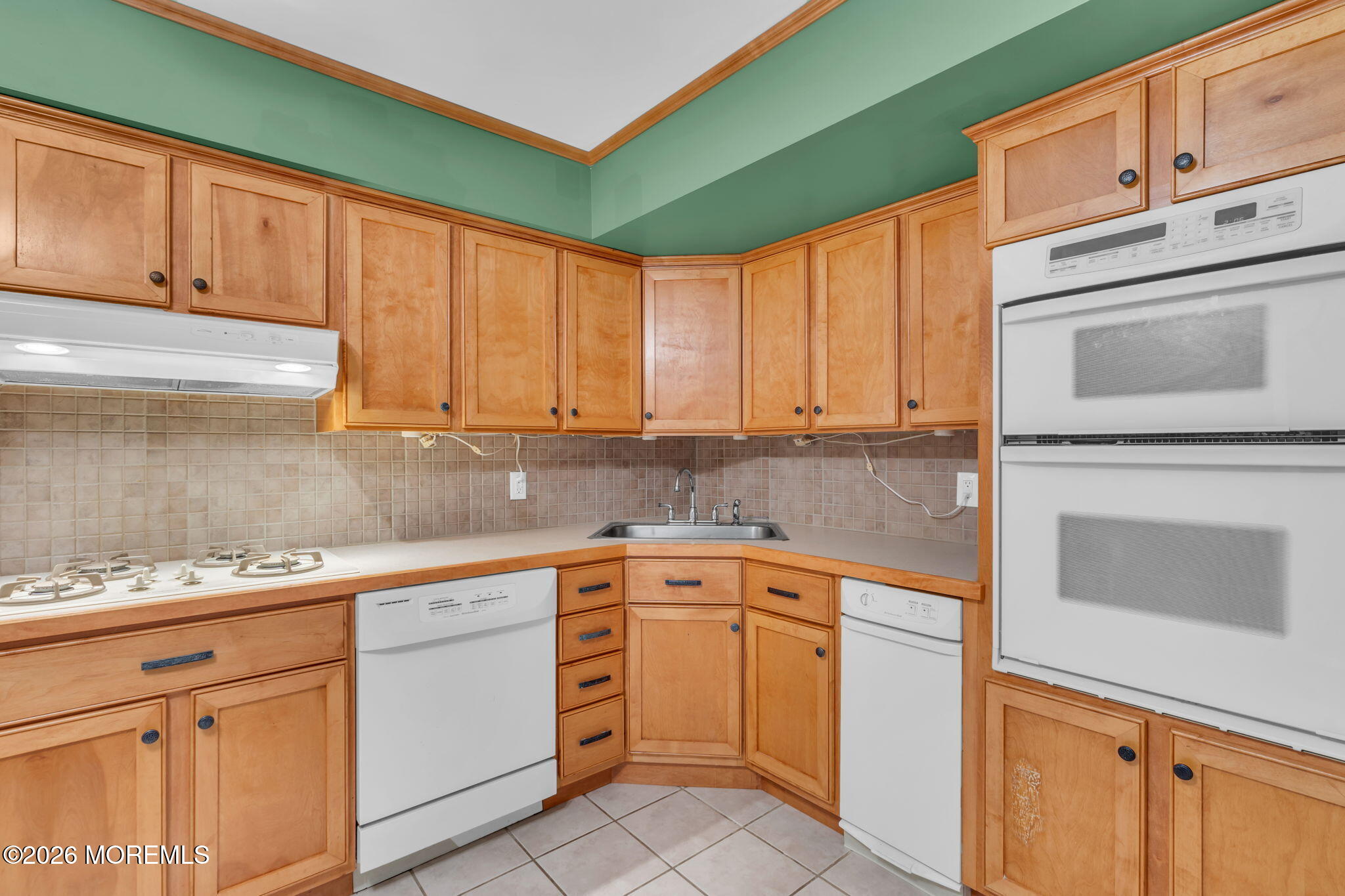1146 Sawmill Road