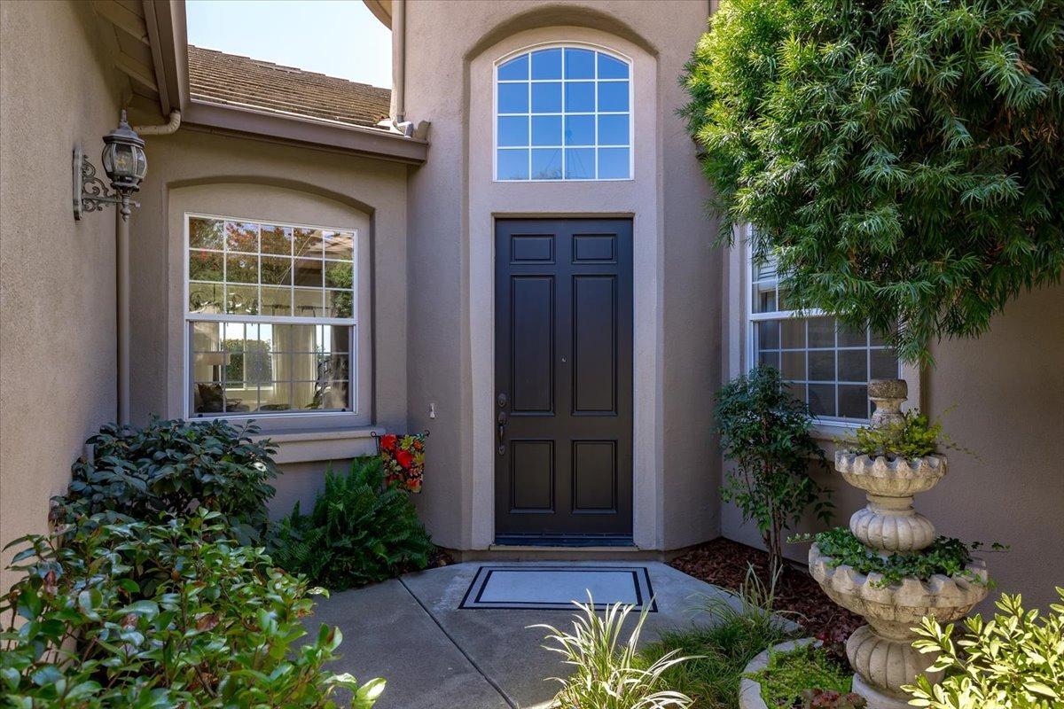 4866 Village Green Drive
