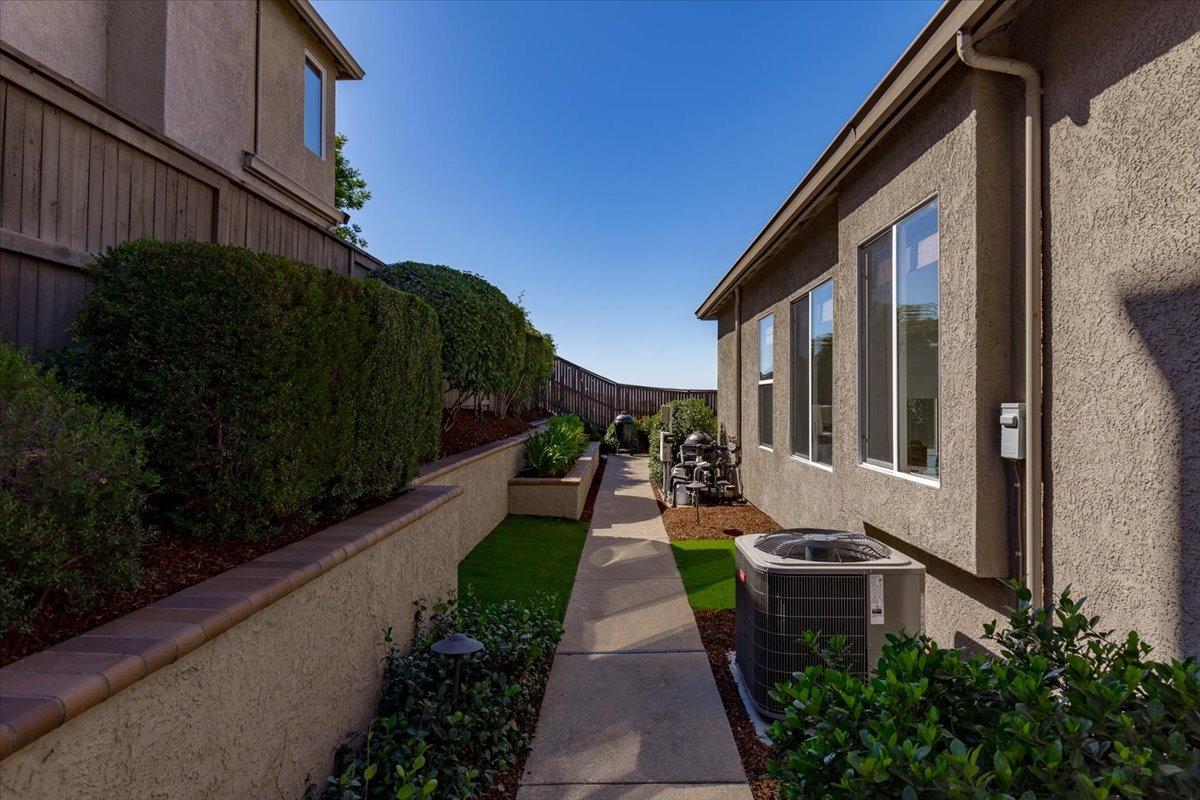 4866 Village Green Drive